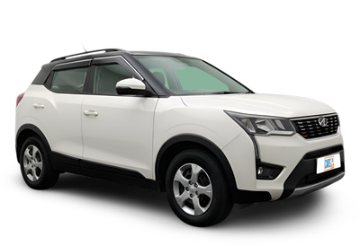 Mahindra XUV300-img